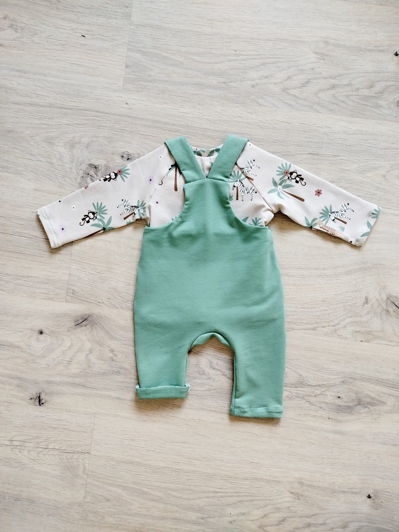 Conjunto peto y camiseta t. 56/62cm - Imagen 2