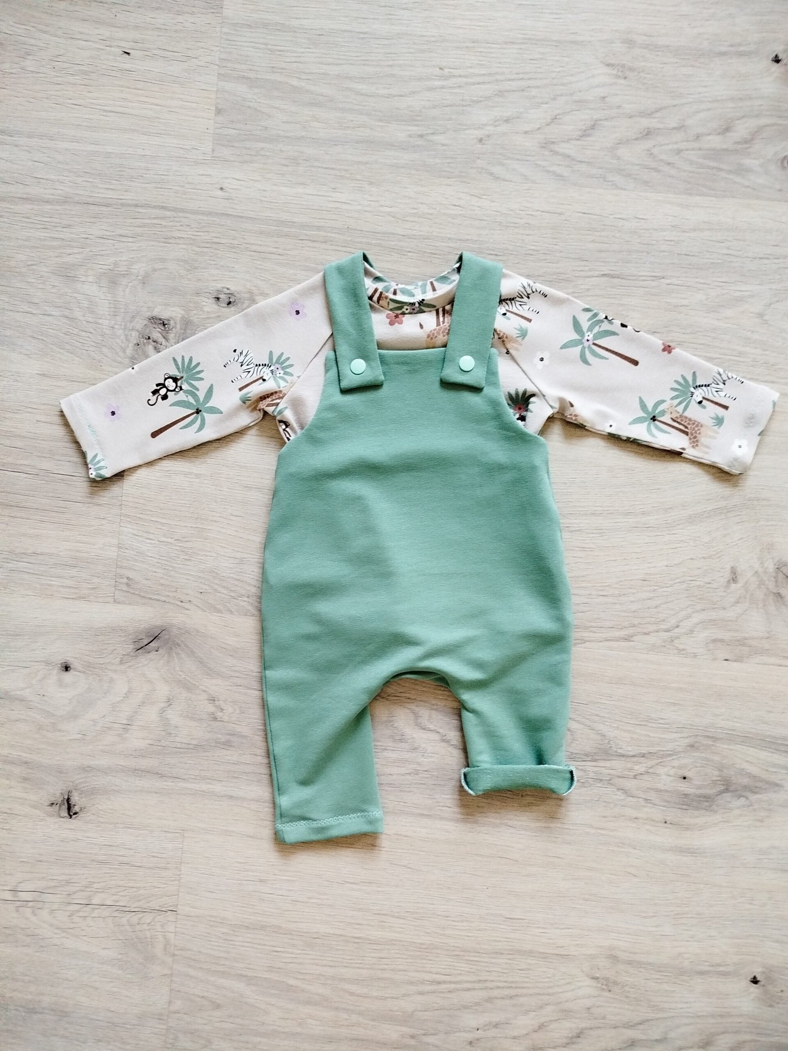 Conjunto peto y camiseta t. 56/62cm